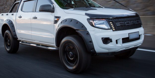 1909_brake-controller How to tell if you need an Electric Brake Controller